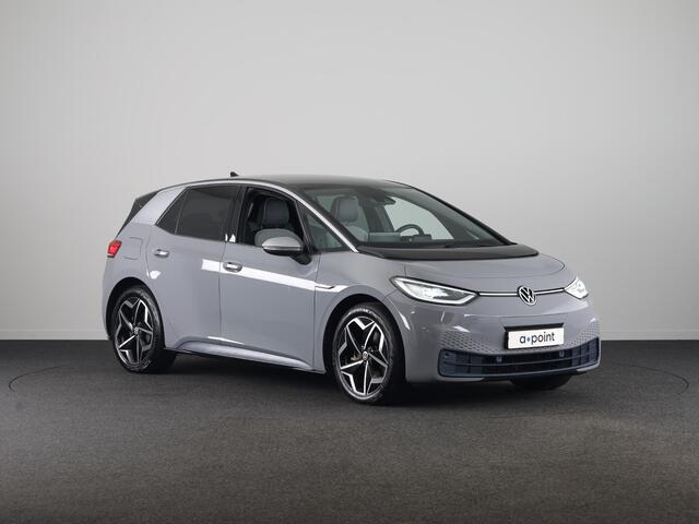 Volkswagen ID.3 First Plus 58 kWh 204 pk | Navigatie | Parkeersensoren | Achteruitrijcamera | Adaptieve cruise control | Matrix LED koplampen | Stoelverwarming |