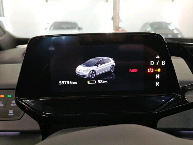 Volkswagen ID.3 First 58 kWh 1e Eigenaar | Volledig Onderh | BTW | NL-Auto | Winterpack | Navi | AF Trekhaak | Carplay | Bots | Ad Cruise | Climate | DAB | Hill-Hold | Keyless | Full Led | PDC
