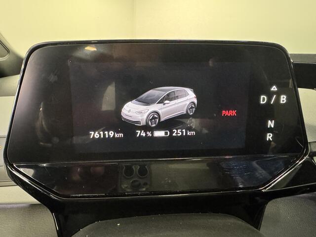 Volkswagen ID.3 First Plus 58 kWh | Carplay | Navigatie | 20" LM velgen | Camera