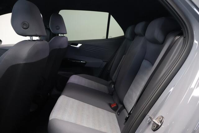 Volkswagen ID.3 Pro 58 kWh ACC | LED | Warmtepomp | 360 Camera | Head Up