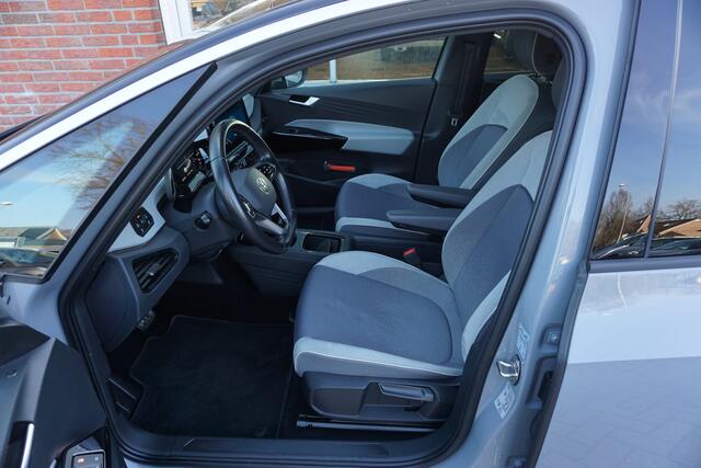 Volkswagen ID.3 First Plus 58 kWh Camera | Stoel + Stuurverwarm. *All in prijs*