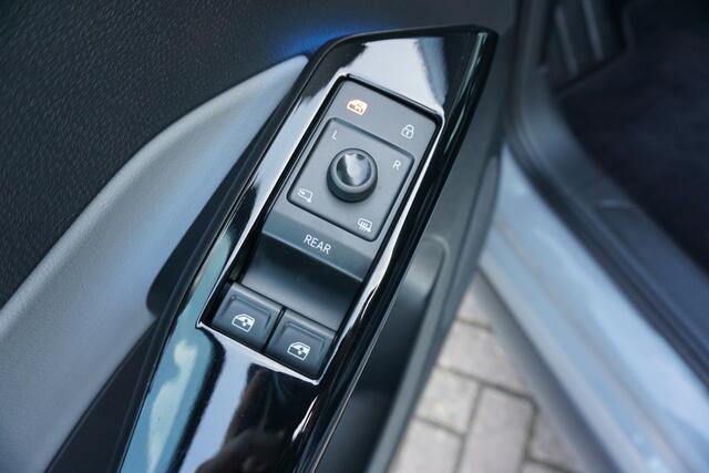 Volkswagen ID.3 First Plus 58 kWh Camera | Stoel + Stuurverwarm. *All in prijs*