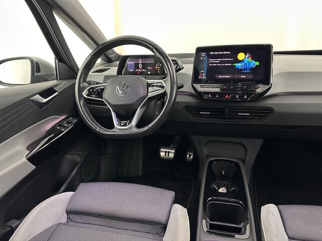 Volkswagen ID.3 First Max 58 kWh [ 3-Fase ] {SOH-87%} (INCL.BTW) *PANO | HEAD-UP | ADAPTIVE-CRUISE | FULL-LED | BLINDSPOT | CAMERA | KEYLESS | MICROFIBRE | AMBIENTLIGHT | NAVI-FULLMAP | DAB+ | ECC | HEATED-SPORTSEATS | DIGI-COCKPIT | 20"ALU*