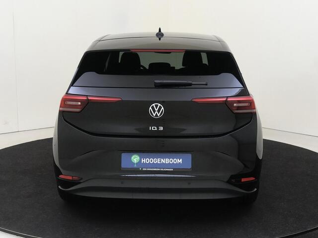 Volkswagen ID.3 Pro Business | Achterlichten LED, luxe uitgevoerd incl. dynamische knipperlichten | Airconditioning automatisch, 2-zone (Climatronic) | Buitenspiegels elektrisch instel-, verwarm- en inklapbaar
