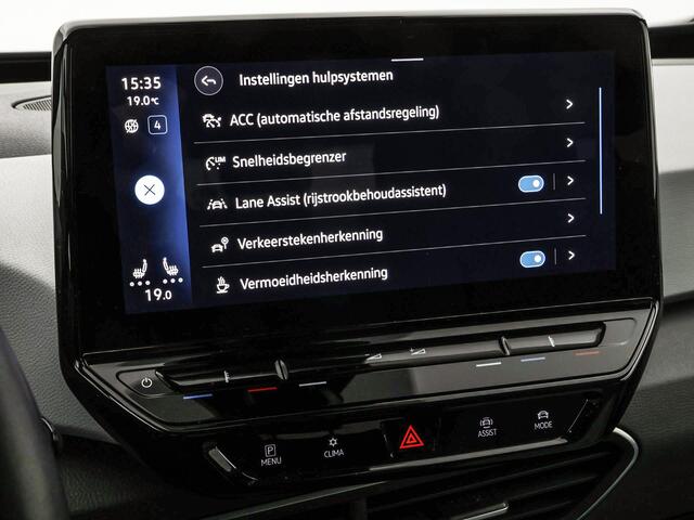 Volkswagen ID.3 58 kWh 204pk · Camera · Apple/Android Car Play · Navigatie · Keyless · P-Sensoren · 18'' Inch ·