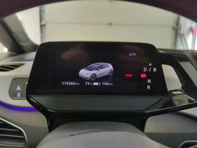 Volkswagen ID.3 Business 58 kWh Navigatie Apple Carplay/Android Auto Camera Parkeersensoren Adaptive Cruise Control Stoel- en stuurverwarming Climate Control