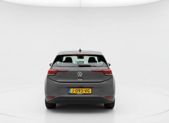 Volkswagen ID.3 FIRST PLUS 58 KWH