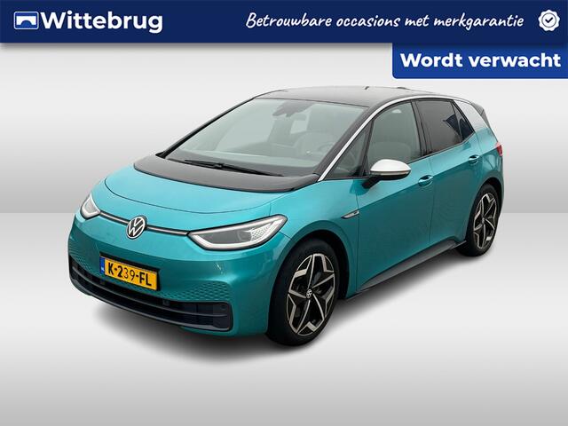 Volkswagen ID.3 First Plus 58 kWh / Navigatie / App connect / Camera / Parkeersensoren V+A / Stoel+stuur verwarming / Lichtmetaal 19 inch /