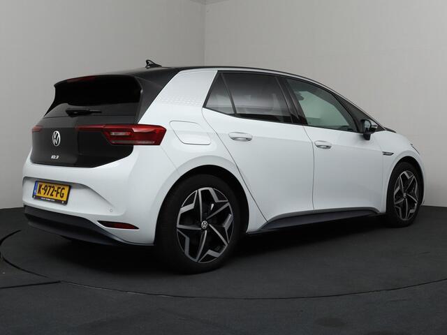 Volkswagen ID.3 First Plus 58 kWh | SoH 92,9% | IQ.Light | Camera | ACC | Navigatie!
