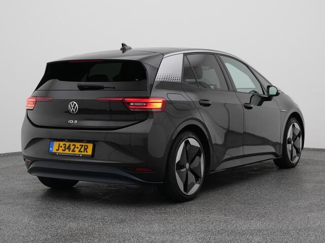 Volkswagen ID.3 First Max 58 kWh | PANO | ADAPTIVE | STOELVERW. | TREKHAAK