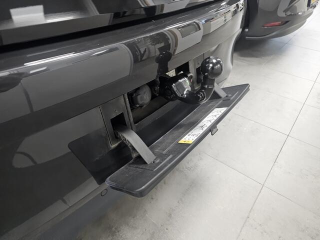 Volkswagen ID.3 First Plus 58 kWh | Trekhaak | Camera