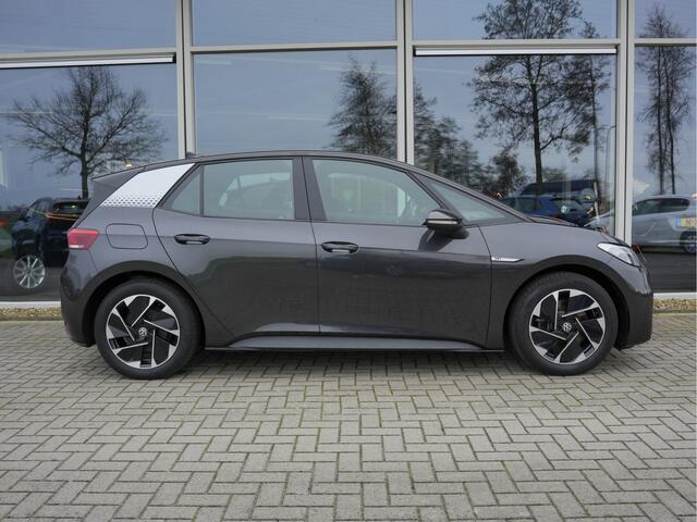 Volkswagen ID.3 First 58 kWh | Apple Carplay/Android Auto | Cruise control adaptief met stop&go |