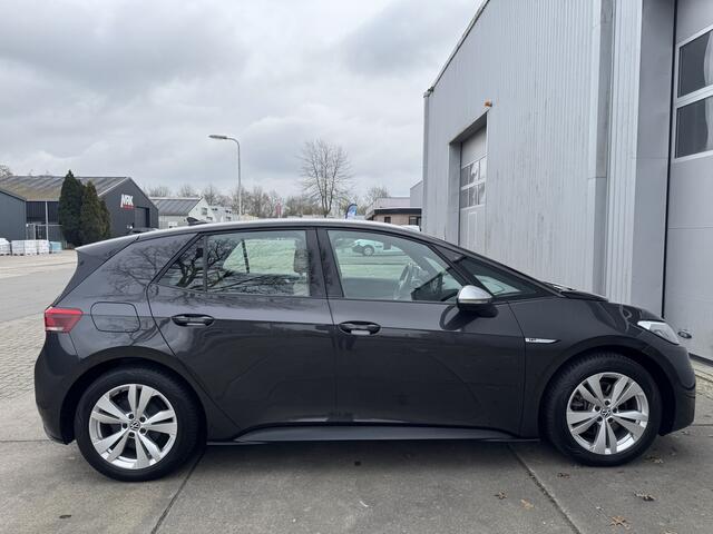 Volkswagen ID.3 First Pro 58 kWh Leder ST. VERW. LUXE UITVOERING.SOH 92% Prijs incl. BTW.