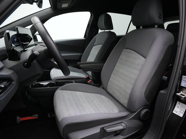 Volkswagen ID.3 Pro 58 kWh 145 pk | Trekhaak | Head-up display | 360 Camera | IQ Light | Adaptive Cruise | Keyless Entry