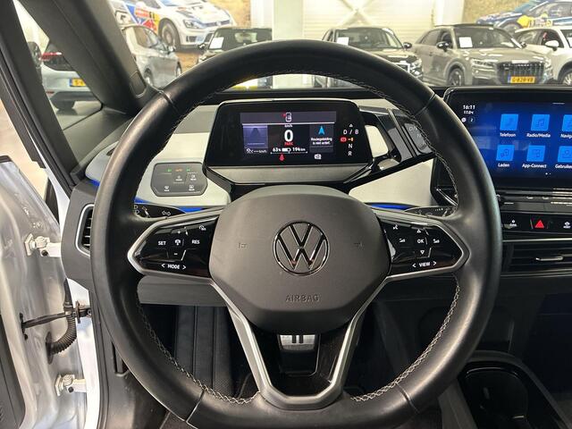 Volkswagen ID.3 Pro Edition 204pk 58 kWh · Camera · Apple/Android Car Play · Stoelverwarming · Navigatie · P-Sensoren · Keyless · 18'' Inch ·