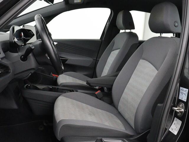 Volkswagen ID.3 Life 58 kWh | SOH 90% | 1e eigenaar | Stoelverwarming | Adaptive cruise | Carplay | Navigatie | Parkeerhulp | Full LED |