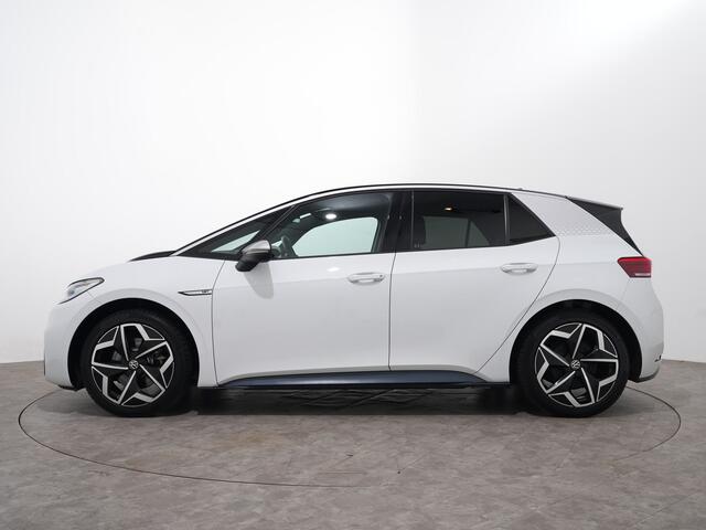 Volkswagen ID.3 First Plus 58 kWh | Trekhaak | Camera | Stoel\Stuurverwarming