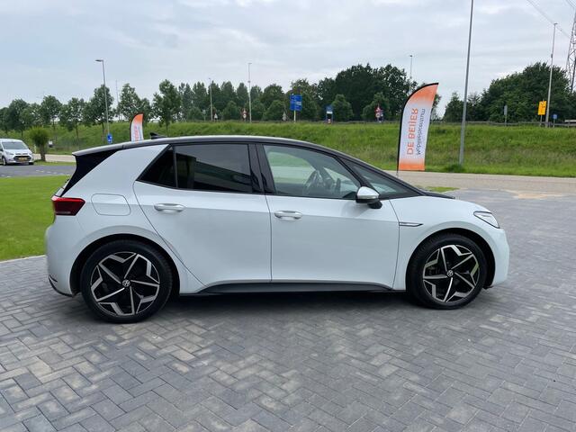 Volkswagen ID.3 Pro 58 kWh 204pk Luxe uitvoering
