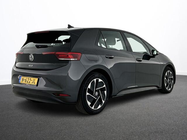Volkswagen ID.3 Pro 58 kWh Airco ECC Navi Carplay PDC VA + Camera 18" LM Velgen Adaptive Cruise Control Full LED