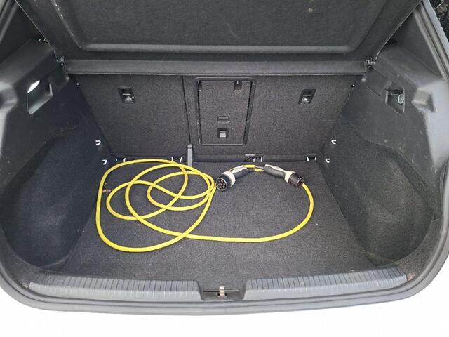 Volkswagen ID.3 First Plus 58 kWh | Navi | Camera | LED