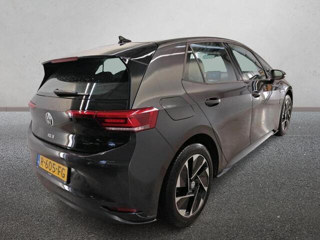 Volkswagen ID.3 Pro 58 kWh Airco ECC Navi Carplay Stoel/Stuurwielverwarming 18" LM Velgen PDC VA
