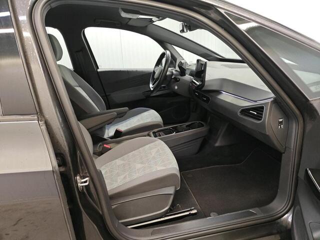Volkswagen ID.3 Pro 58 kWh Airco ECC Navi Carplay Stoel/Stuurwielverwarming 18" LM Velgen PDC VA