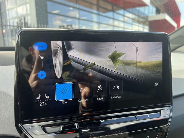 Volkswagen ID.3 Pro Edition 58 kWh 204pk · Camera · Keyless · Stuur-& Stoelverwarming · Apple/Android Car Play · Sfeerverlichting · ACC ·