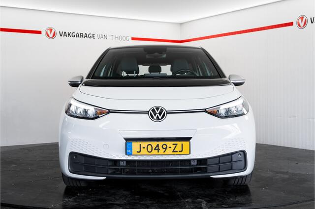 Volkswagen ID.3 First 58 kWh Trekhaak Apple carplay 90.34% SOH 7 x op voorraad