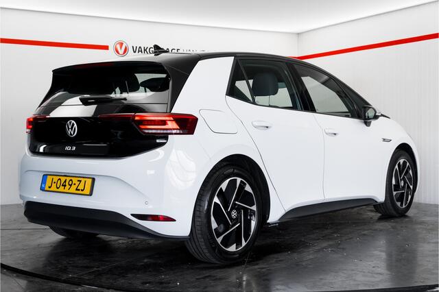 Volkswagen ID.3 First 58 kWh Trekhaak Apple carplay 90.34% SOH 7 x op voorraad