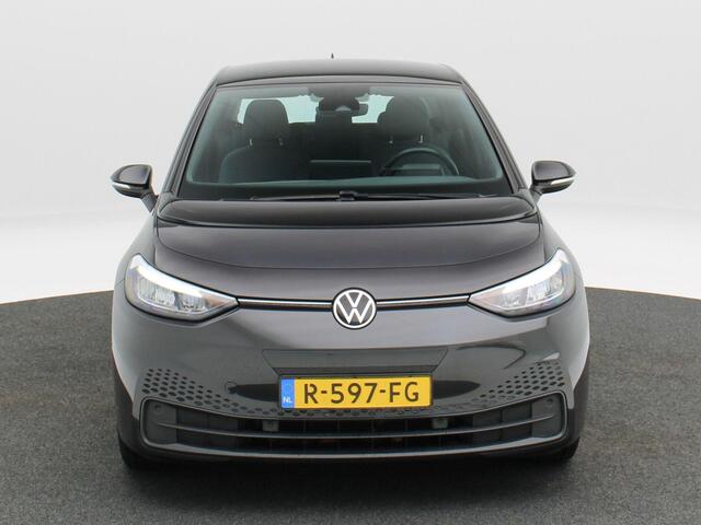 Volkswagen ID.3 Pro 58 kWh 204 Pk | Stoelverwarming | Adaptive Cruise | CarPlay | Navigatie | Parkeer sensoren | Climatronic | 18 Inch | 83.212 Km !!