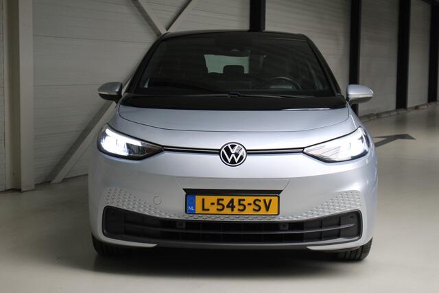 Volkswagen ID.3 Life 58 kWh Navigatie | Parkeersensoren | Stoelverwarming | Cruise Control