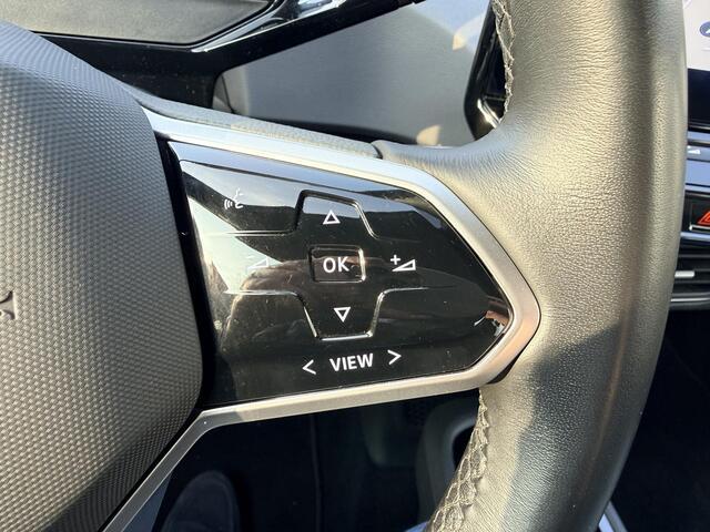 Volkswagen ID.3 Pro 58 kWh | All-in prijs incl. 12 mnd BOVAG garantie | Stoel, en stuurverwarming | Aviloo accutest