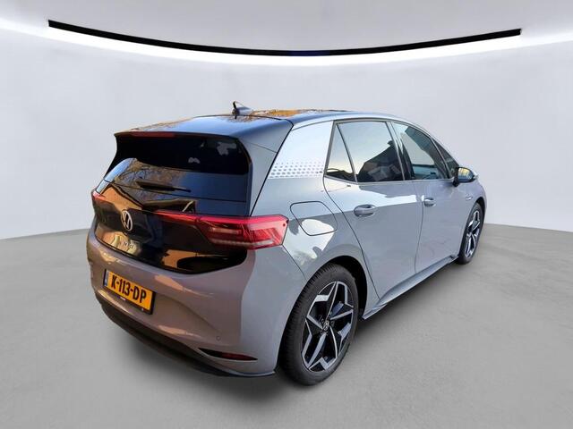 Volkswagen ID.3 First Plus 58 kWh 204pk Navigatie Camera