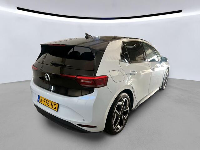 Volkswagen ID.3 First Plus 58 kWh / SOH 93%/ AUTOMAAT/ NAVI/ CRUISE/ PARK. SENSOREN + CAMERA/ 19" LMV
