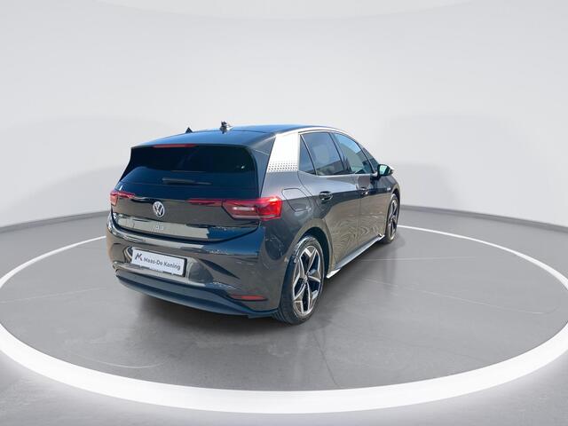 Volkswagen ID.3 First Plus 58 kWh / 204pk · Navigatie · Apple/Android · Stoelverwarming · Camera + Parkeersensoren