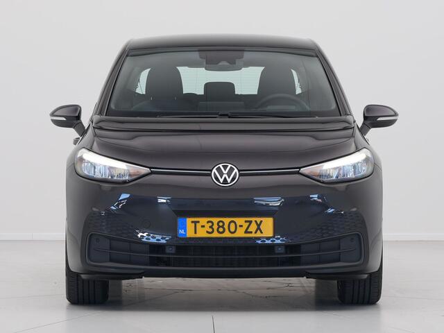 Volkswagen ID.3 Pure 150 pk 45 kWh Navigatie Camera Stoel/Stuurverwarming Acc Carplay 333