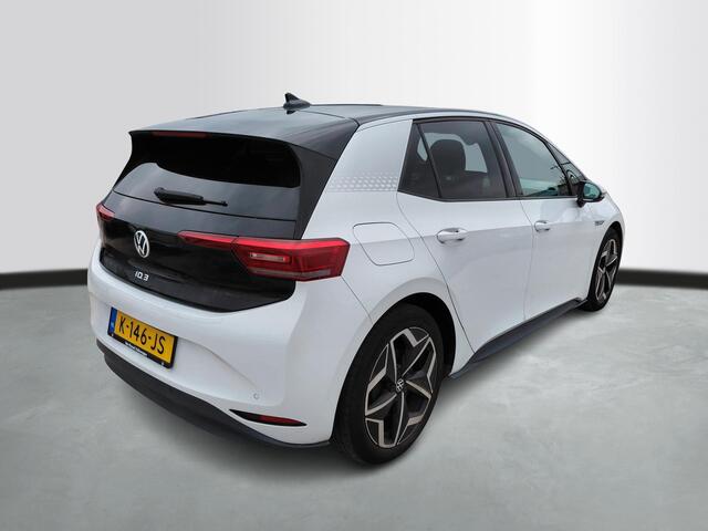 Volkswagen ID.3 First Plus 58 kWh | camera | binnenkort beschikbaar |