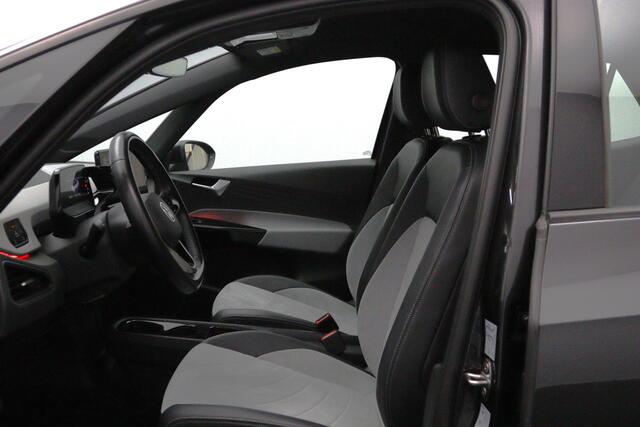 Volkswagen ID.3 Pro S 77 kWh 204 PK, Winterpakket, Leder-Alcantara, Adap. Cruise Control