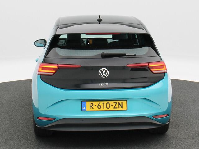Volkswagen ID.3 Life 58 kWh | Stoelverwarming | Adaptive Cruise | CarPlay | Parkeersensoren | Navigatie | 31.980 Km !!