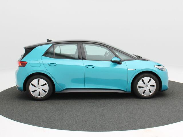 Volkswagen ID.3 Life 58 kWh | Stoelverwarming | Adaptive Cruise | CarPlay | Parkeersensoren | Navigatie | 31.980 Km !!