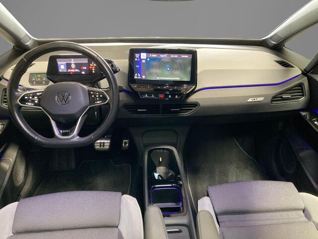 Volkswagen ID.3 First Max 58 kWh / 204pk · Panoramadak · Camera · Apple/Android Car Play · Stoelverwarming · Elektrische stoelverstelling · Navigatie · Massage functie
