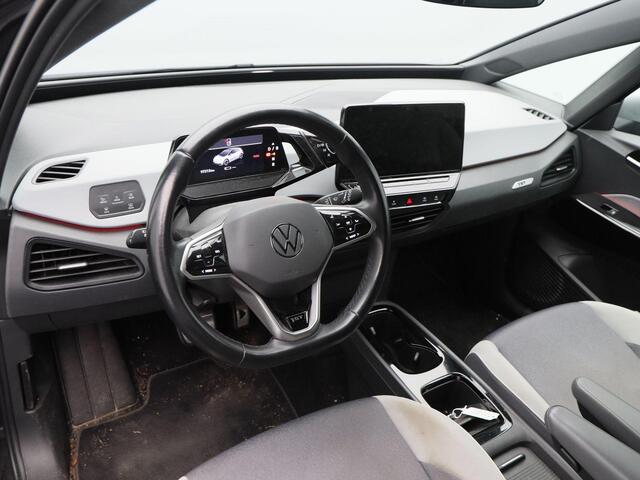 Volkswagen ID.3 First Plus 58 kWh Stoel/Stuur Verwarming | Camera | Adaptive Cruise | CarPlay | Matrix LED | 19 Inch | 97.213 Km !!
