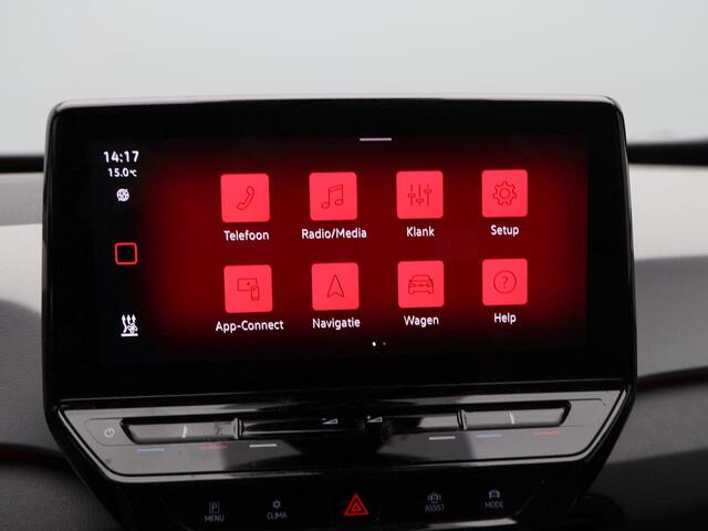 Volkswagen ID.3 First Plus 58 kWh Stoel/Stuur Verwarming | Camera | Adaptive Cruise | CarPlay | Matrix LED | 19 Inch | 97.213 Km !!