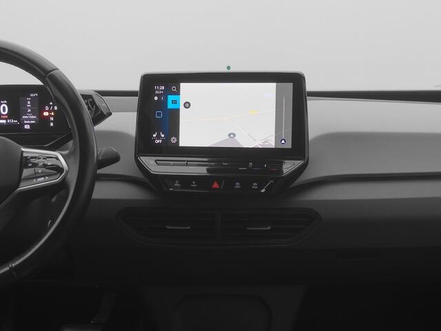 Volkswagen ID.3 First Plus 58 kWh | CAMERA | ADAPTIVE | STOEL- EN STUURVERW. | TREKHAAK