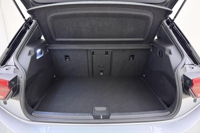 Volkswagen ID.3 Pro 58 kWh | SOH: 94% | Adaptieve Cruise Control | Navigatie | Style-pakket | Warmtepomp | Parkeerassistent | Apple Carplay/Android Auto