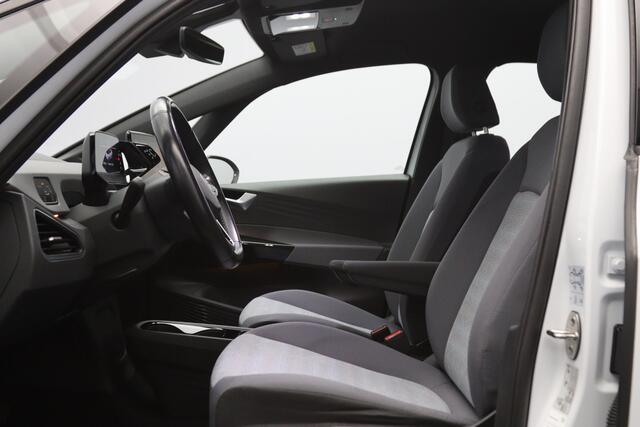 Volkswagen ID.3 Pro 146 PK 58 kWh, Stuur- & Stoelverwarming, Adap. Cruise Control, LED, Carplay, Navigatie
