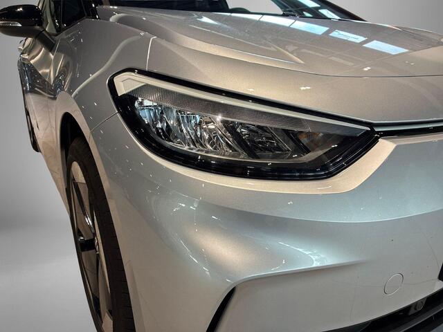 Volkswagen ID.3 Limited Edition 52 kWh Parkeerhulp voor + achter · 20" lichtmetalen velgen · Lane Asist · Climatronic