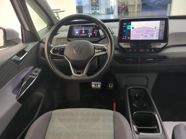 Volkswagen ID.3 First 58 kWh | Trekhaak | Navigatie | Android/Carplay | Stoelverw. 218