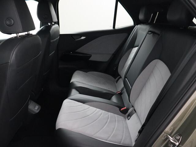 Volkswagen ID.3 Pro S Business 77 kWh SoH 97,3% | ACC | IQ.Light | Ergo. Stoelen | 360° Camera!