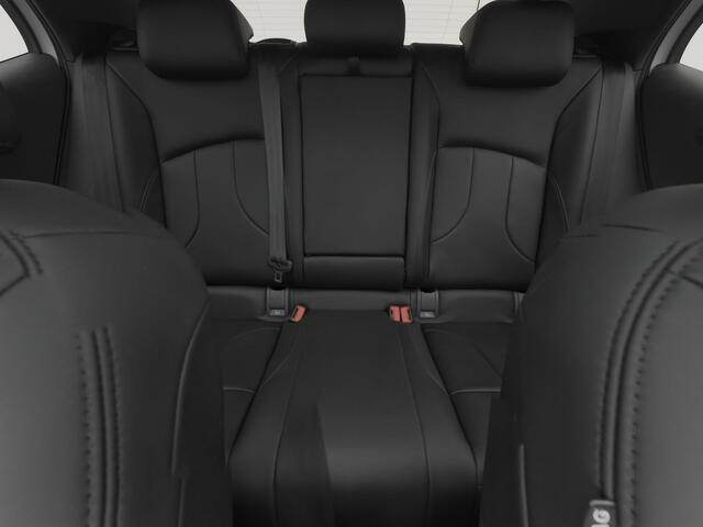 Volkswagen ID.3 First Max 58 kWh | PANO | CAMERA | ADAPTIVE | HUD | LEDER | STOELMASSAGE | STOEL- EN STUURVERW.